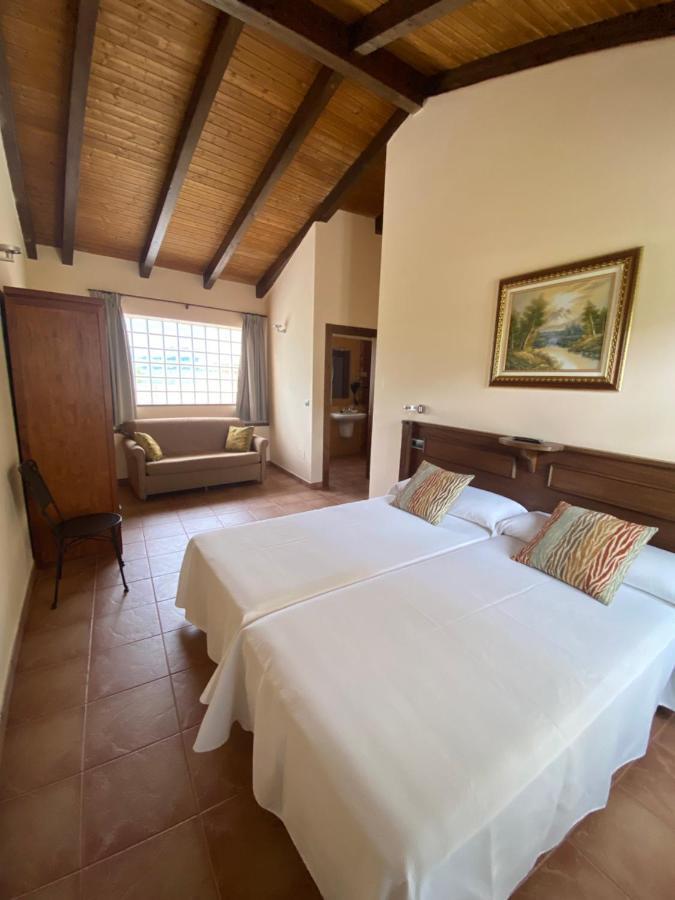 Hotel Rural Monasterio De Ara Mada Santa Colomba de las Arrimadas Eksteriør billede