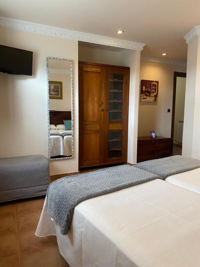 Hotel Rural Monasterio De Ara Mada Santa Colomba de las Arrimadas Eksteriør billede